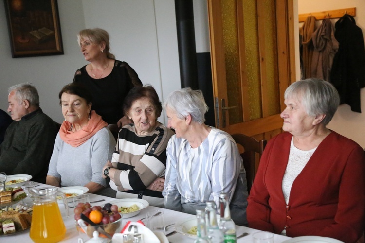 Jasełka i spotkanie seniorów w Borku