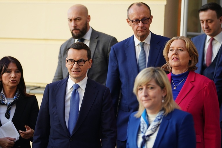 Premier Morawiecki w Berlinie: wzywam rząd niemiecki do dostarczenia wszystkich rodzajów uzbrojenia na Ukrainę