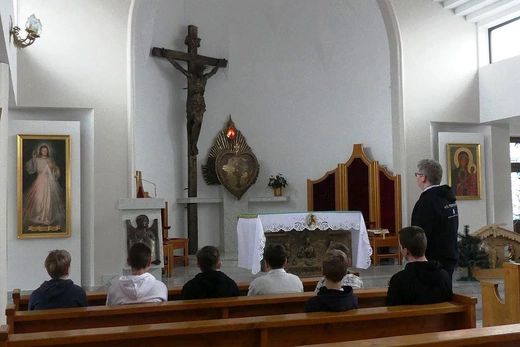 Liturgiczna Ekspedycja na ferie - ministranci i lektorzy zwiedzili kurię diecezjalną