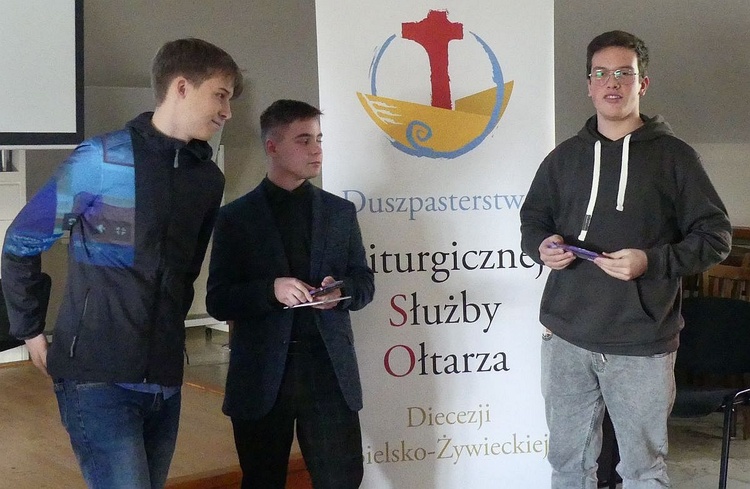 Liturgiczna Ekspedycja na ferie - ministranci i lektorzy zwiedzili kurię diecezjalną