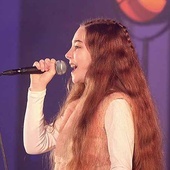 W koncercie wraz z Magdaleną Steczkowską wystąpiła utalentowana młoda wokalistka Antonina Kraszewska z Cieszyna.