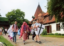 Piknik na zamku spodoba się tym, którzy go jeszcze nie widzieli, ale i stałych bywalców zaskoczą zmiany w jego programie.