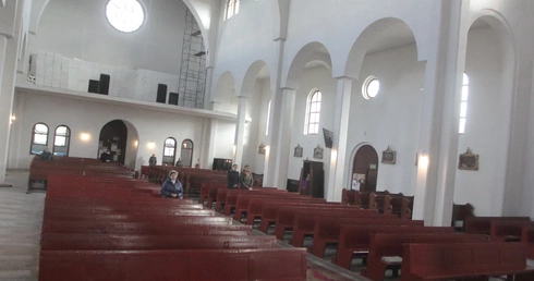 Ilu z nas poszło do kościoła?