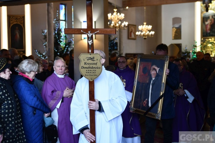 Pogrzeb uczestnika Wydarzeń Zielonogórskich i cenionego fotografa