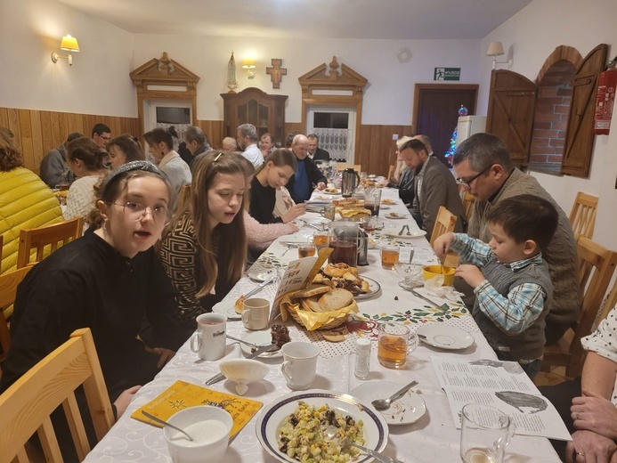 Kolędowanie Domowego Kościoła w "Albertówce"