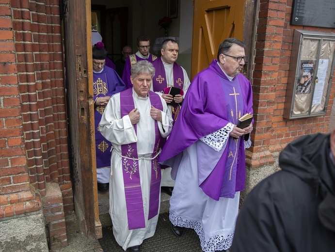 Pogrzeb ks. Kazimierza Mordacza