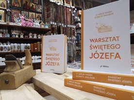 Ksiązka ukazała się 19 stycznia.