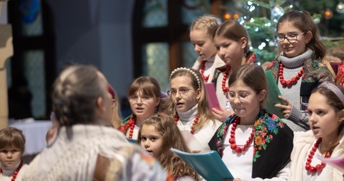Świdnica. Kolędowali u Boboli