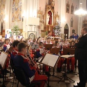 Orkiestra działa w Młodzieżowym Domu Kultury im Heleny Stadnickiej w Radomiu.