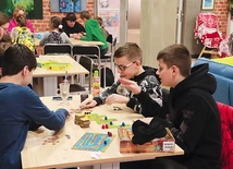 W CKiS Skierniewice można było m.in. zagrać w gry planszowe. Cech Fantastyki „SkierCon” przygotował na te dni ponad 200 propozycji.