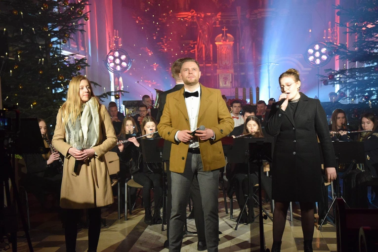 Pożegnanie kolęd w Borzęcinie