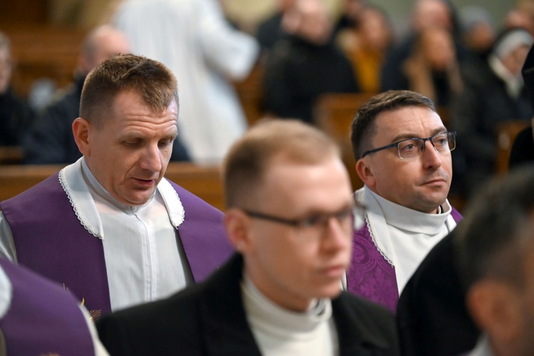Pogrzeb Roberta Kapłona, taty ks. Daniela