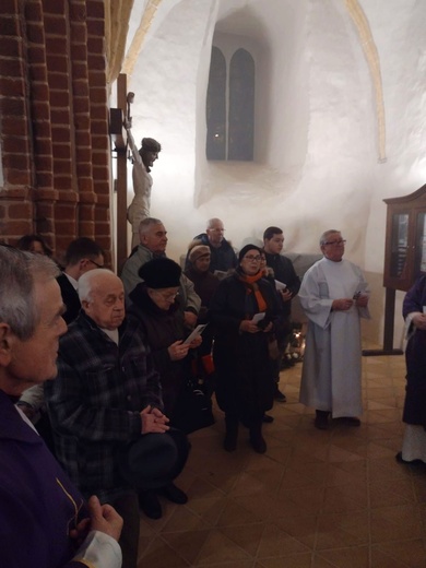 Modlitwa w intencji zmarłych biskupów i rządców naszej diecezji w katedrze