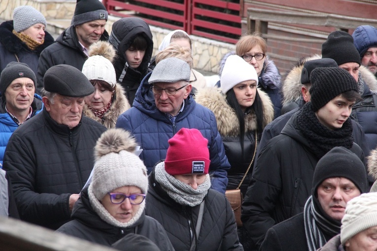 Zakliczyn. Kolędowanie ulicami miasta