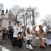 Zakliczyn. Kolędowanie ulicami miasta