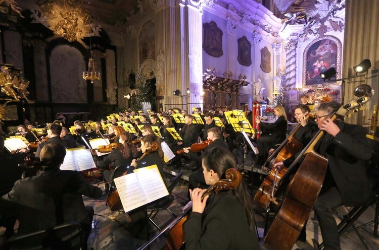 9. Koncert charytatywny "Kolędy do nieba"