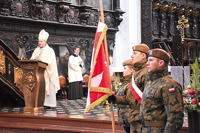 Mszy św. przewodniczył bp Piotr Przyborek.