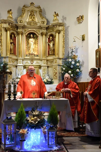 Relikwie świętych w Żmiącej