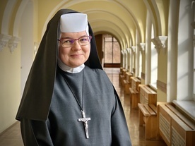 Siostra prof. Zarzycka w „L’Osservatore Romano” o relacjach w życiu zakonnym