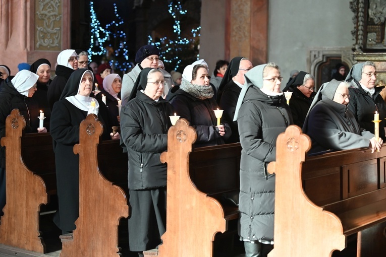 Dzień Życia Konsekrowanego w świdnickiej katedrze