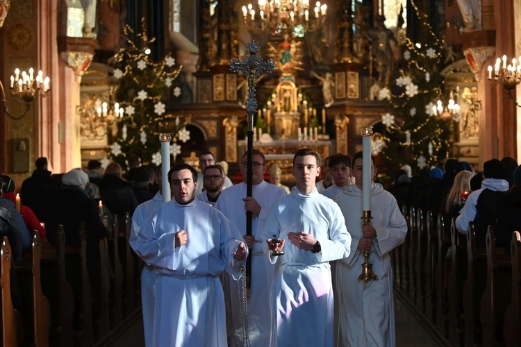 Dzień Życia Konsekrowanego w świdnickiej katedrze