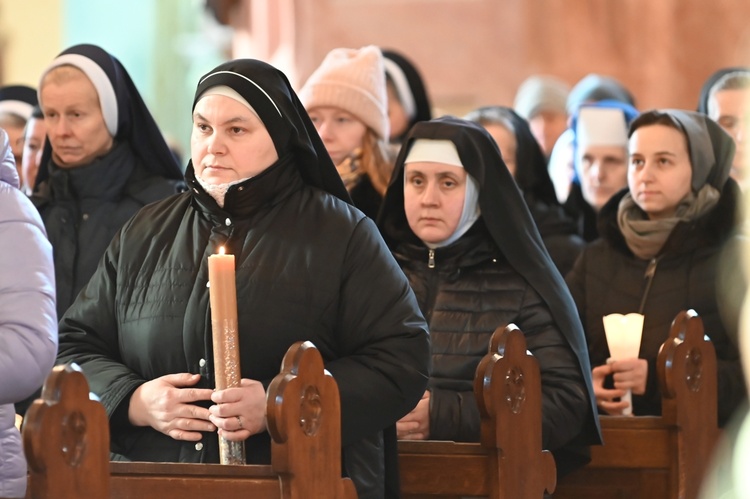 Dzień Życia Konsekrowanego w świdnickiej katedrze