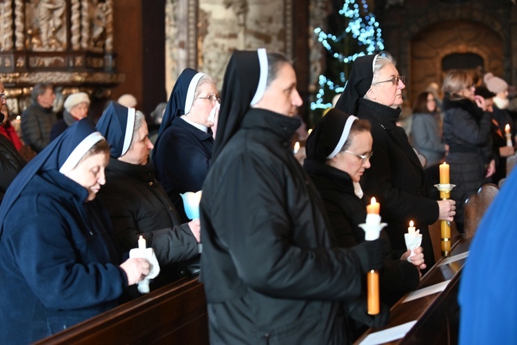 Dzień Życia Konsekrowanego w świdnickiej katedrze