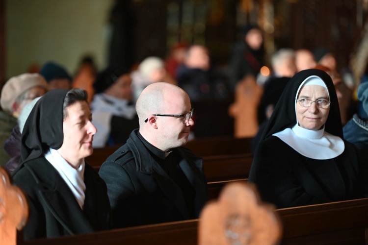 Dzień Życia Konsekrowanego w świdnickiej katedrze