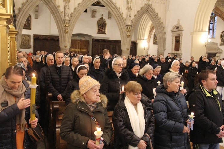 Dzień Życia Konsekrowanego w tarnowskiej katedrze