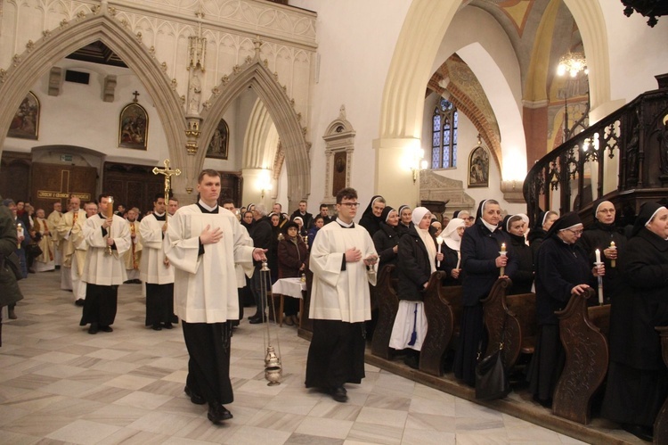 Dzień Życia Konsekrowanego w tarnowskiej katedrze