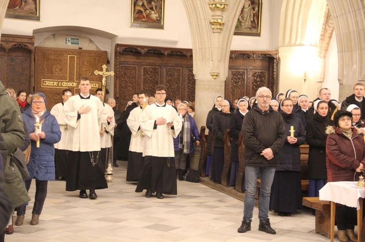 Dzień Życia Konsekrowanego w tarnowskiej katedrze