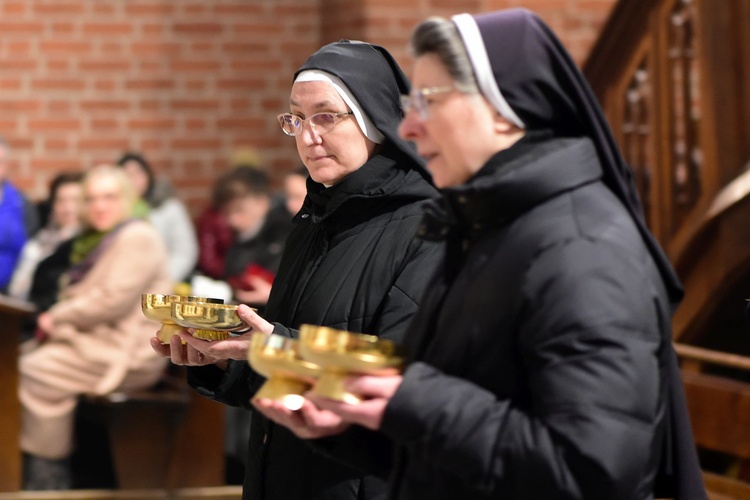 Dzień Życia Konsekrowanego - konkatedra św. Jakuba w Olsztynie