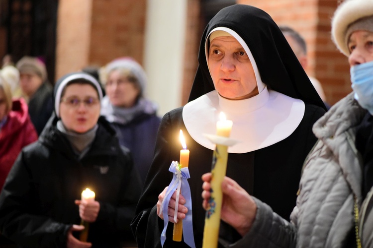 Dzień Życia Konsekrowanego - konkatedra św. Jakuba w Olsztynie