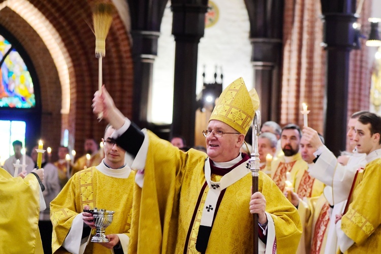 Dzień Życia Konsekrowanego - konkatedra św. Jakuba w Olsztynie