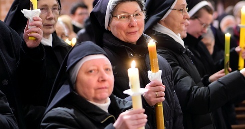 Dzień Życia Konsekrowanego - konkatedra św. Jakuba w Olsztynie