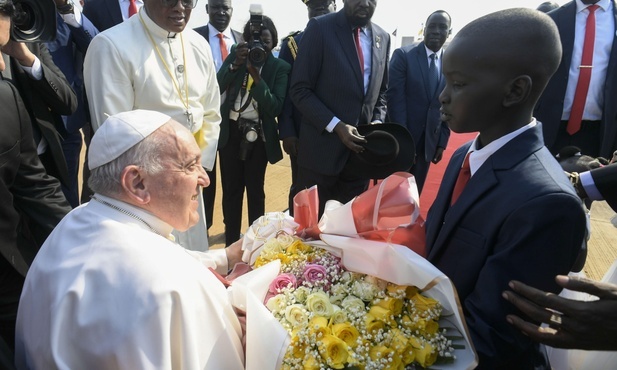 Polski werbista wśród uchodźców: wierzą, że Papież utoruje im drogę powrotu do Sudanu Płd.