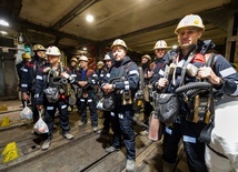 Pawłowice. Ratownicy ruszyli pod ziemię, by odnaleźć siedem zaginionych osób w kopalni Pniówek