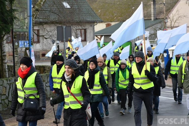 Comiesięczna pielgrzymka z Międzyrzecza do Pani Cierpliwie Słuchającej