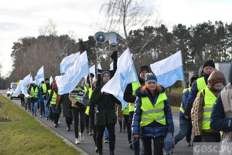 Comiesięczna pielgrzymka z Międzyrzecza do Pani Cierpliwie Słuchającej