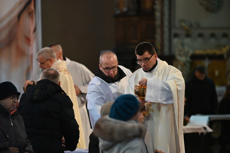 Pierwszosobotnia modlitwa z bp. Markiem Mendykiem i Wojownikami Maryi