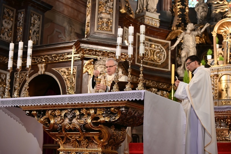 Pierwszosobotnia modlitwa z bp. Markiem Mendykiem i Wojownikami Maryi