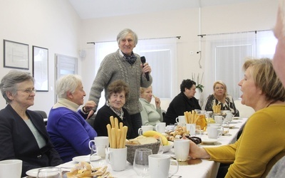 W Okocimiu co miesiąc odbywają się spotkania integracyjne dla seniorów