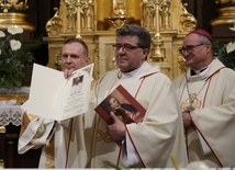 Życzenia z okazji 550-lecia parafii w Radzyminie: "Przekażcie ogień wiary młodemu pokoleniu!"