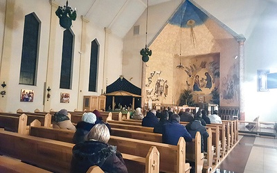 ▲	Nabożeństwo odbywa się w parafii pw. Świętej Rodziny.