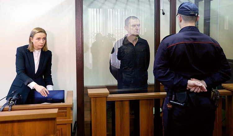 Proces Andrzeja Poczobuta toczy się  przed sądem w Grodnie.