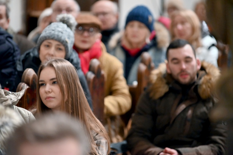 Ząbkowice Śl. Lutowa Msza św. z modlitwą o uzdrowienie