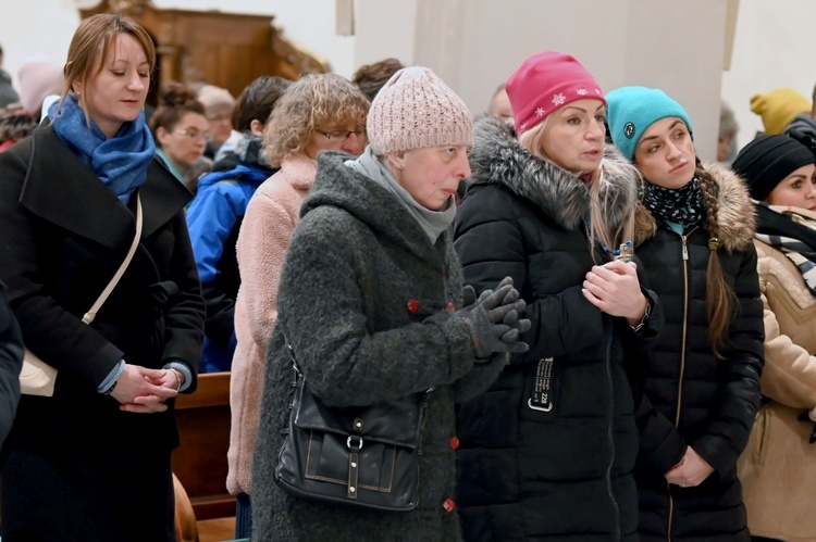 Ząbkowice Śl. Lutowa Msza św. z modlitwą o uzdrowienie