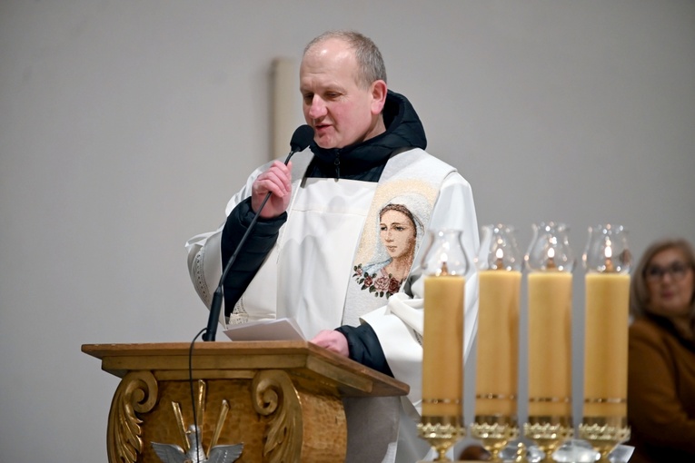 Ząbkowice Śl. Lutowa Msza św. z modlitwą o uzdrowienie