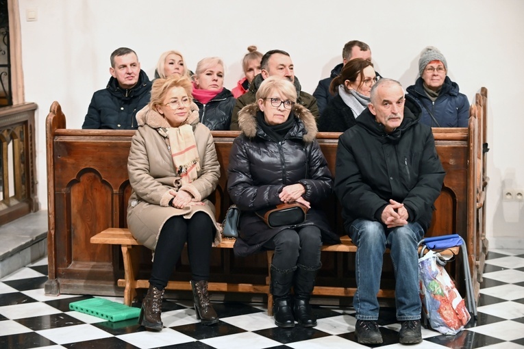 Ząbkowice Śl. Lutowa Msza św. z modlitwą o uzdrowienie