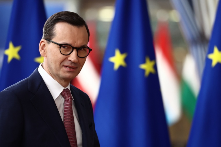 Premier Morawiecki: Ukraina najbardziej potrzebuje amunicji